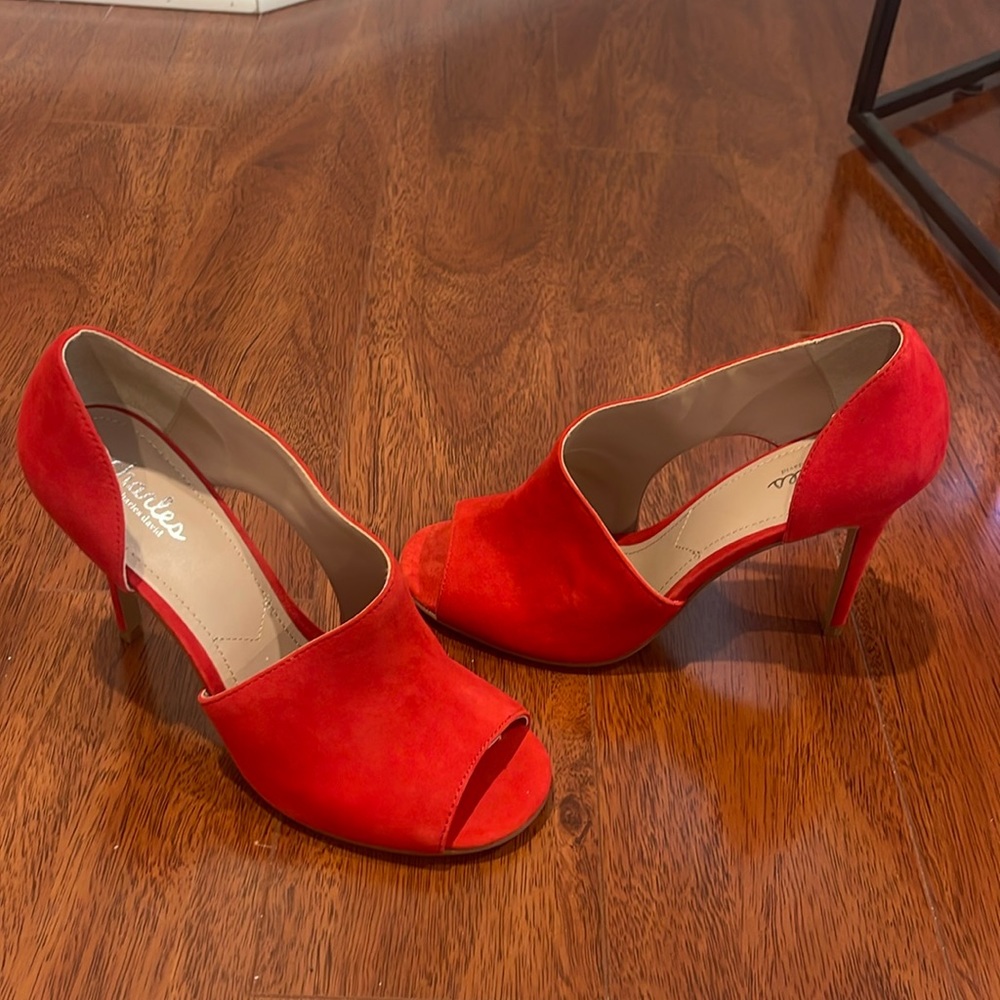 Charles David Red Peep Toe Suede Heels